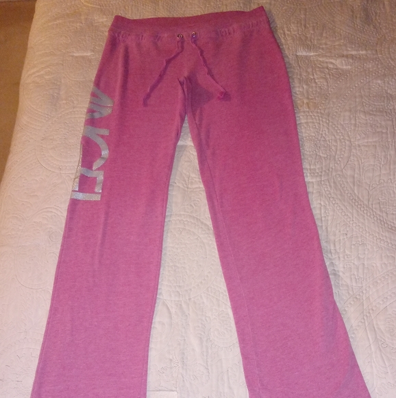 Victoria's Secret Women's Logo Sweatpants NWOT - Picture 3 of 9